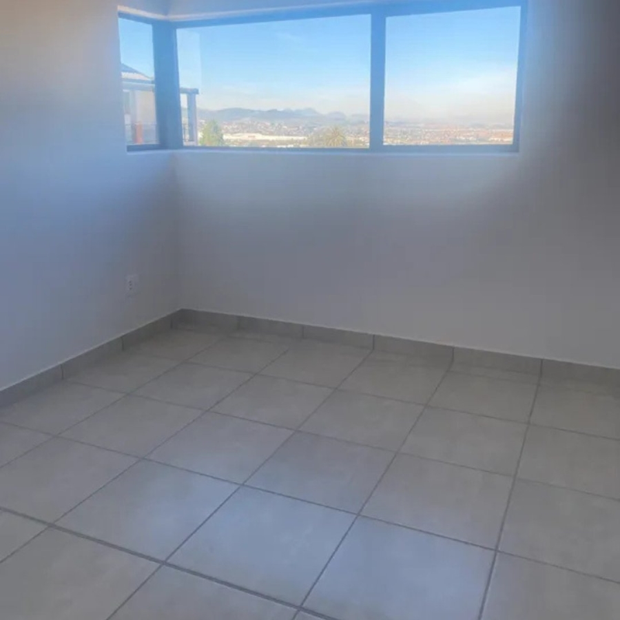 2 Bedroom Property for Sale in Vredekloof Heights Western Cape